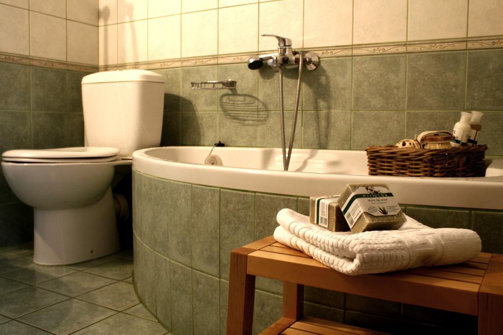 Zouzoulas Filoxenia - Koralia Apartments Milína Rom bilde